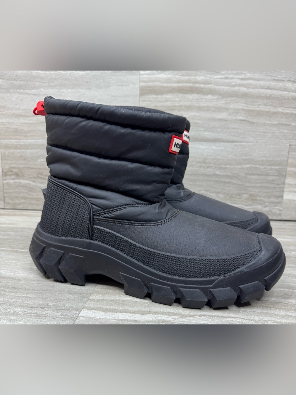 Hunter Intrepid Lug Sole Quilted Ankle Snow Boots Womens Size 10